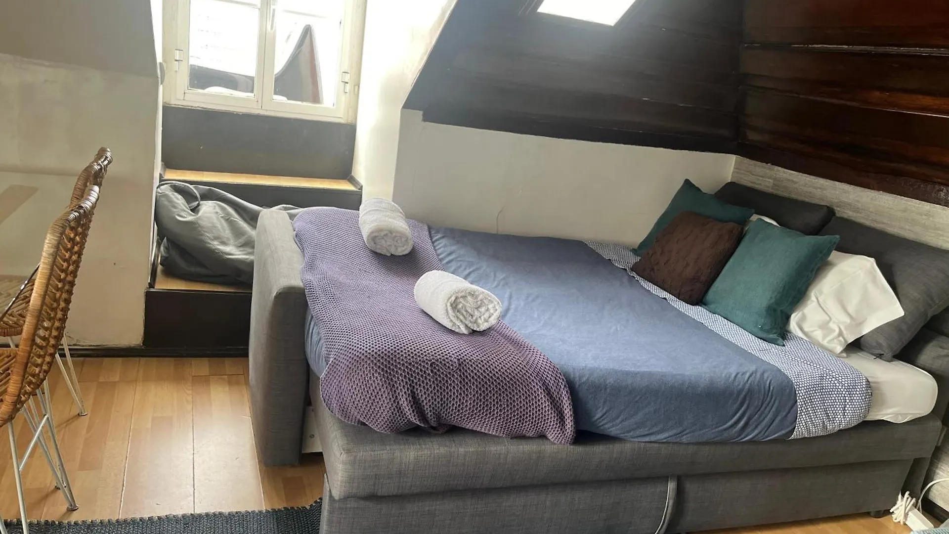 Apt With Balcony Near Rossio Lisbon Portugal